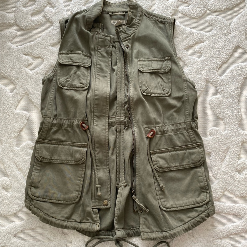 Lucky brand vest